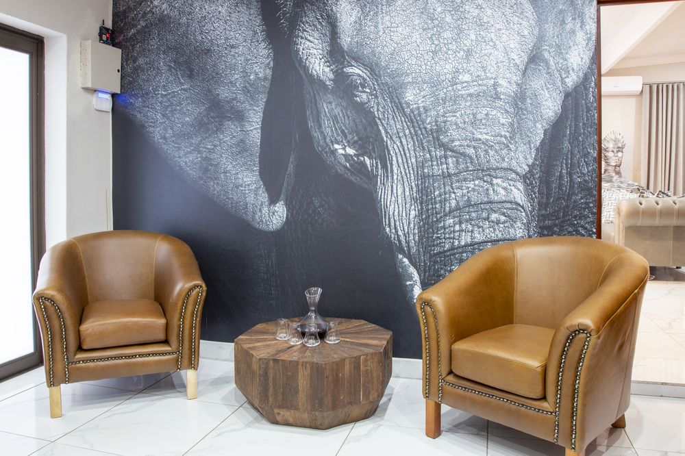 Indoor braai lounge